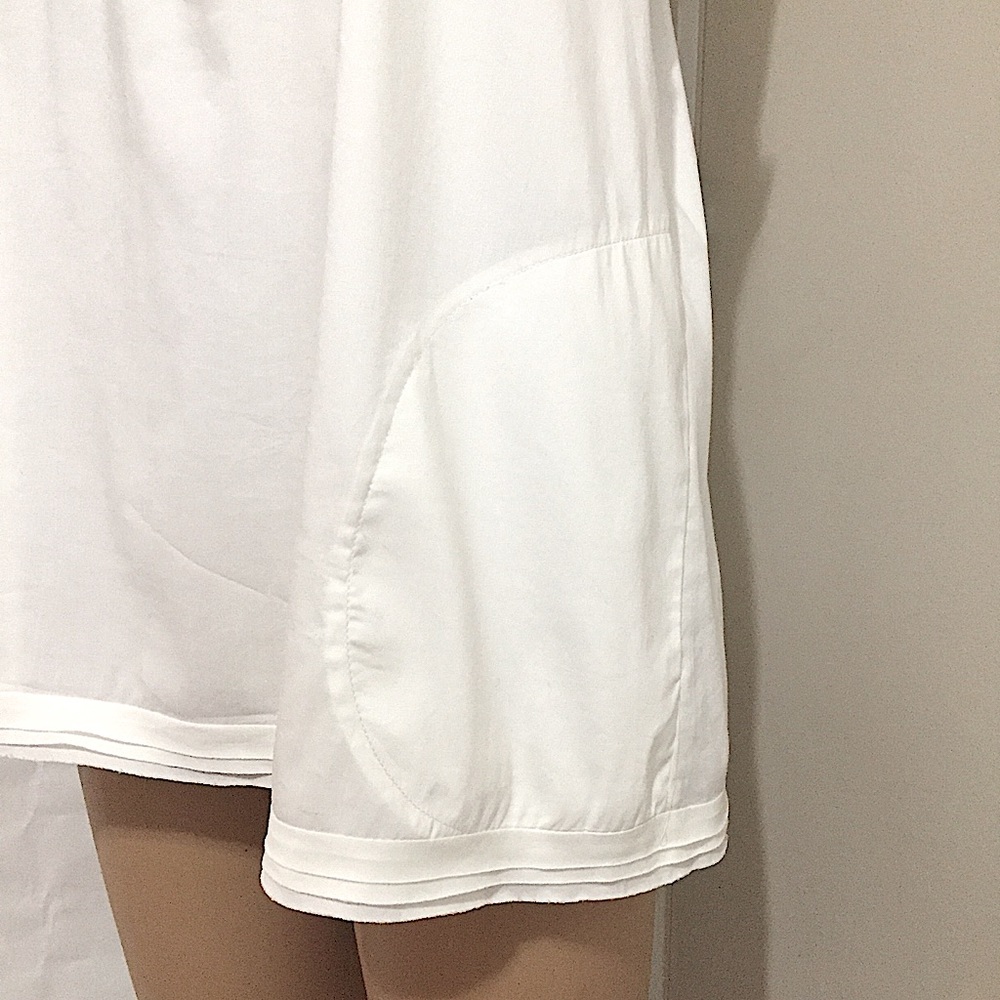 BCBG MaxAzria Sleeveless Ruffle Top - Picture 13 of 14